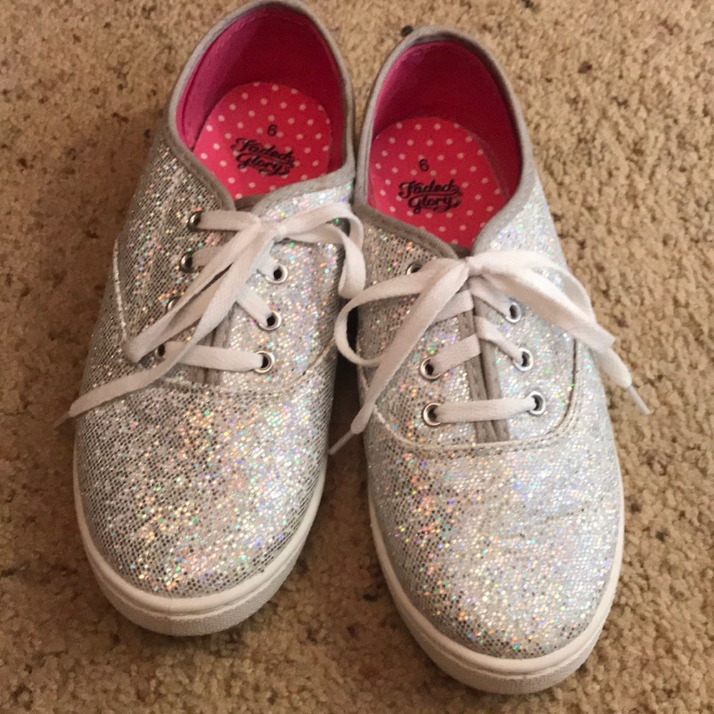 Faded Glory Sparkle Tennis Shoes